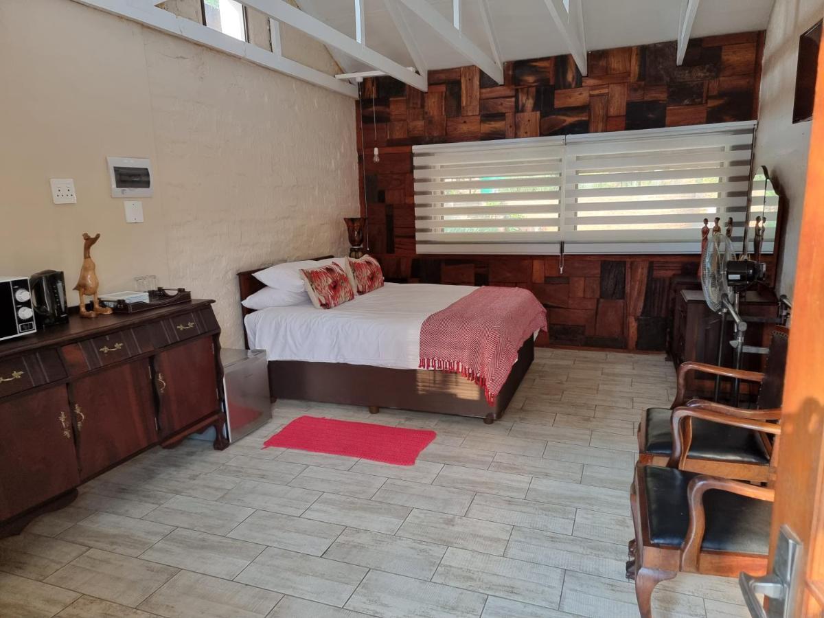 Jochem Inn Rietvalleirand Экстерьер фото